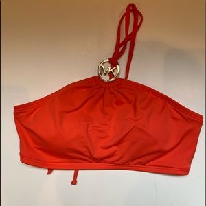 🌷 3/20 Michael Kors Bathing Suit Bikini Top 🌷